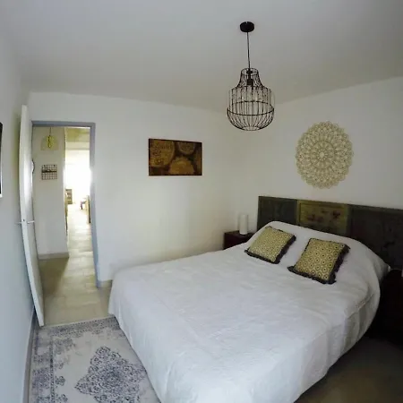 Apartman A *